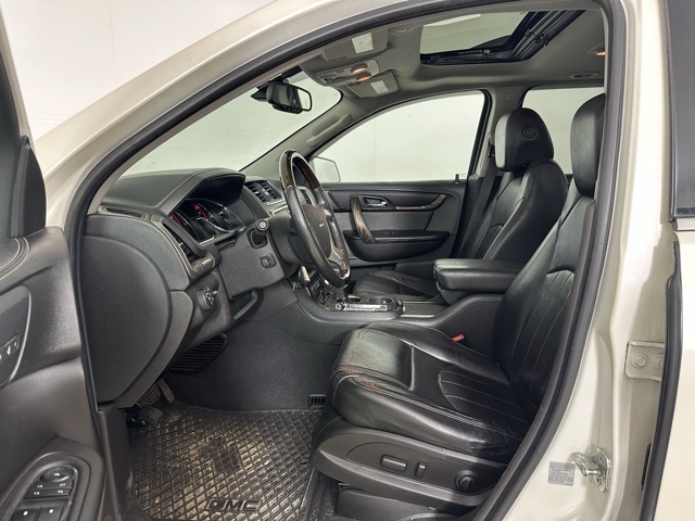 2015 Gmc Acadia Denali photo 2