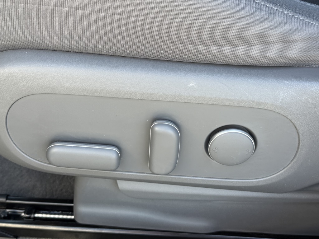 2024 Hyundai Ioniq 5 SEL photo 17