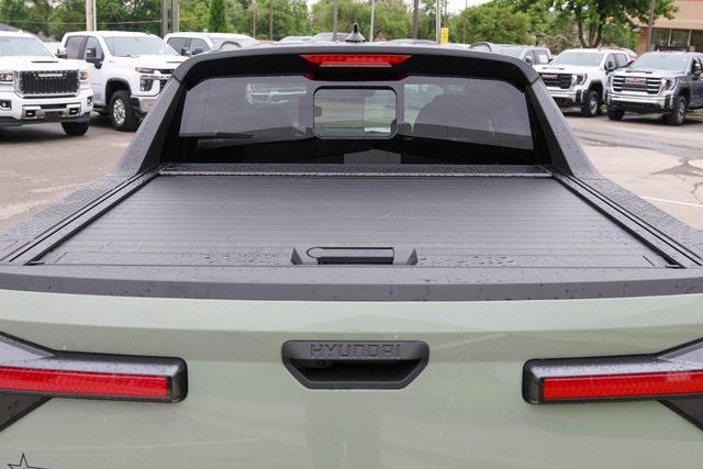 New 2025 Green Hyundai Limited image 7