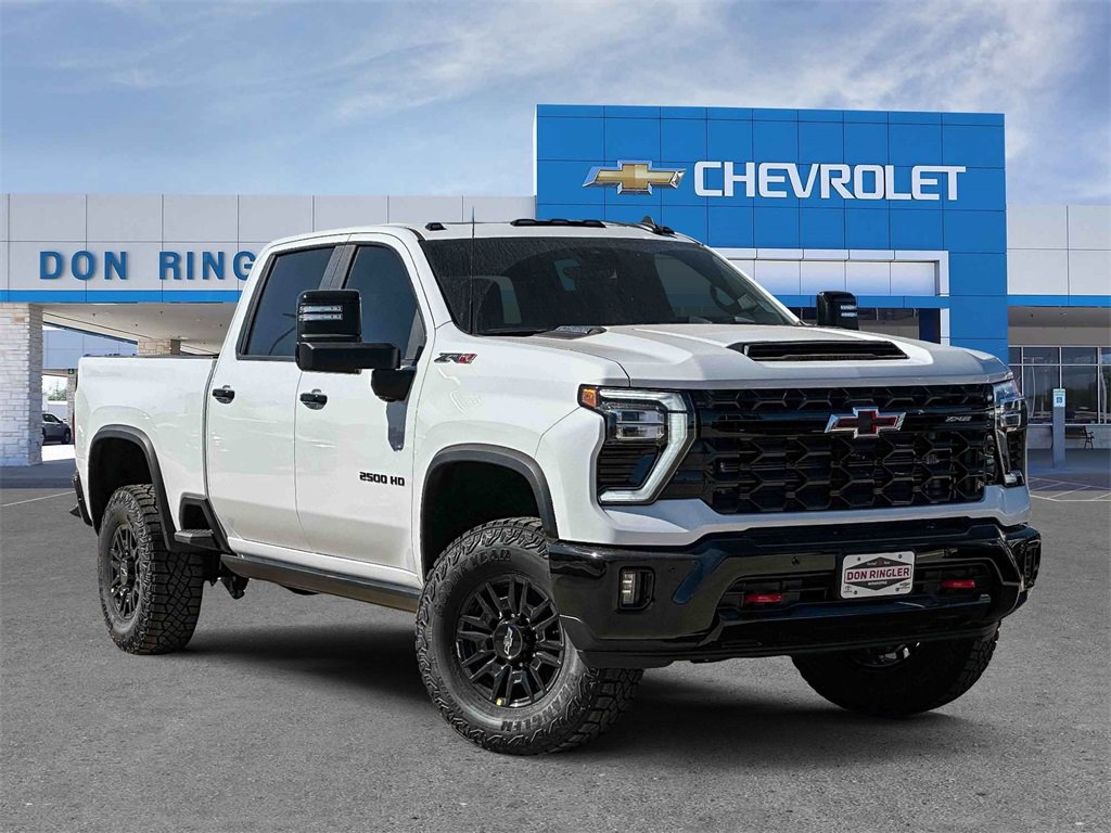 2026 Chevrolet Silverado 2500HD ZR2's photo