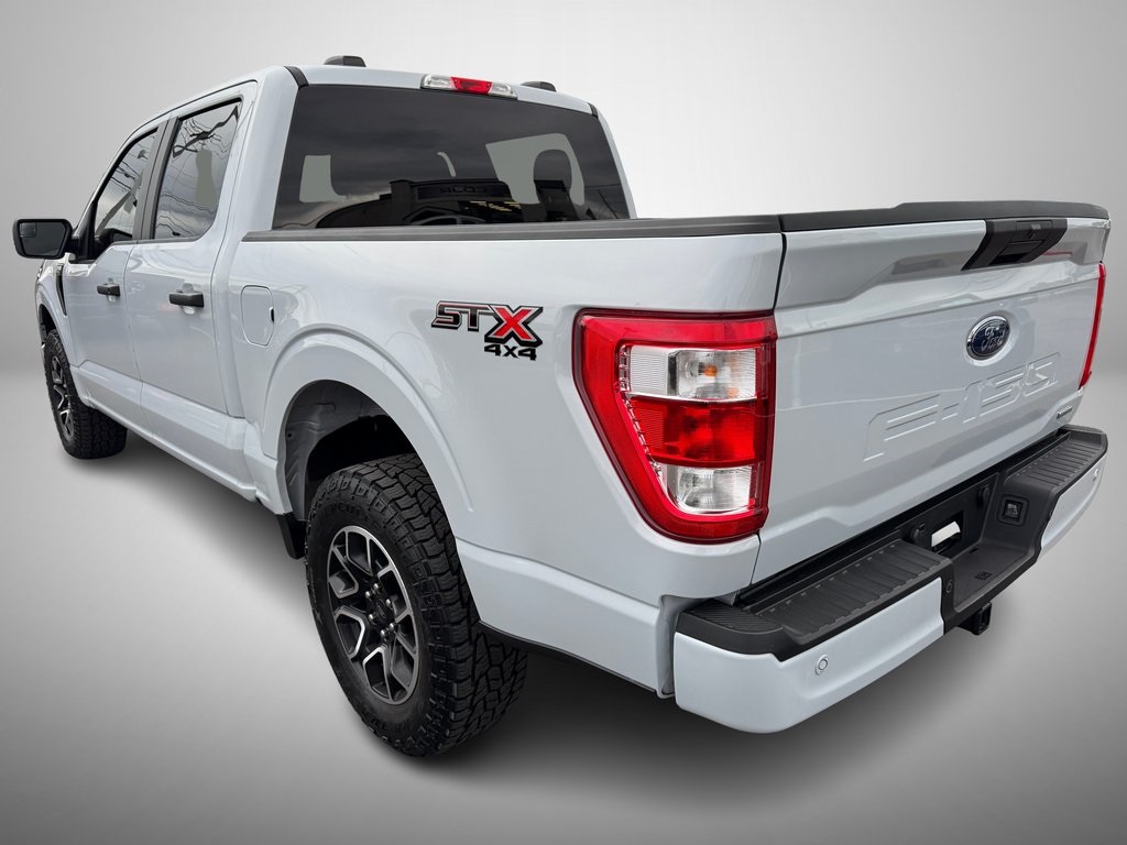 2022 Ford F-150 XL photo 3