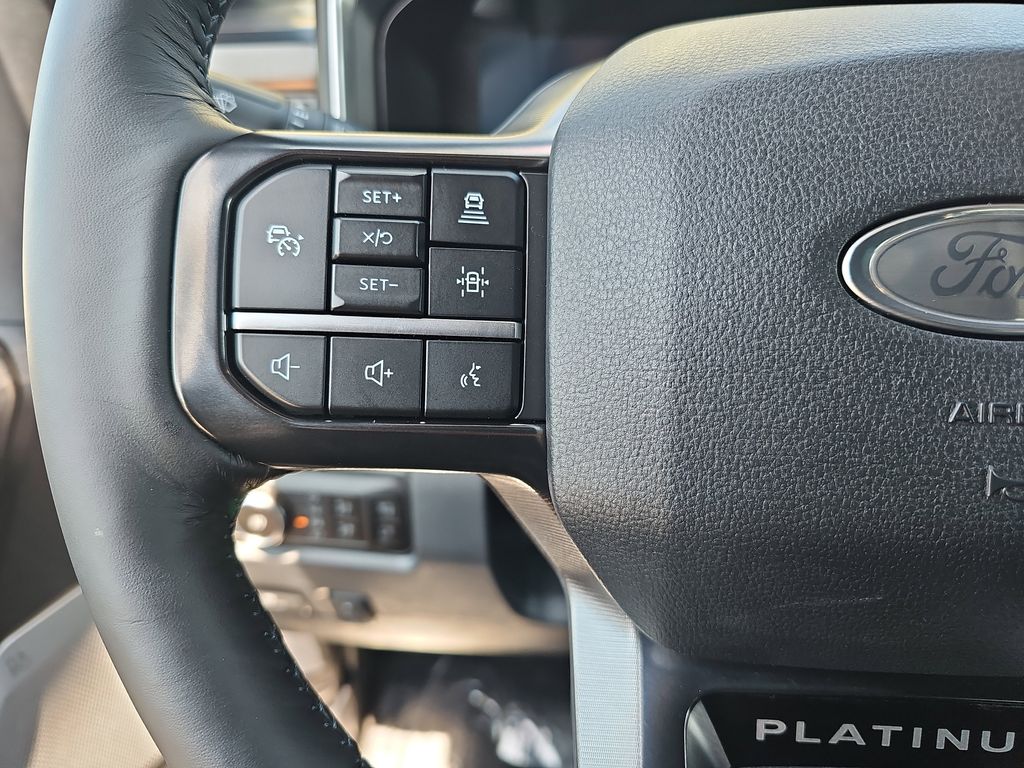 2026 Ford F-350 photo 16
