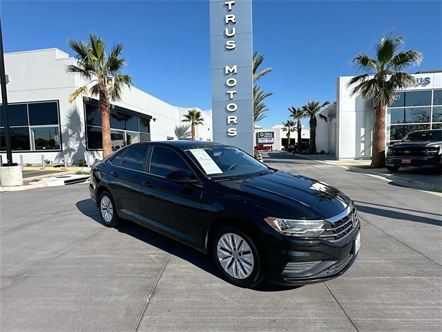 2019 Volkswagen Jetta S's photo