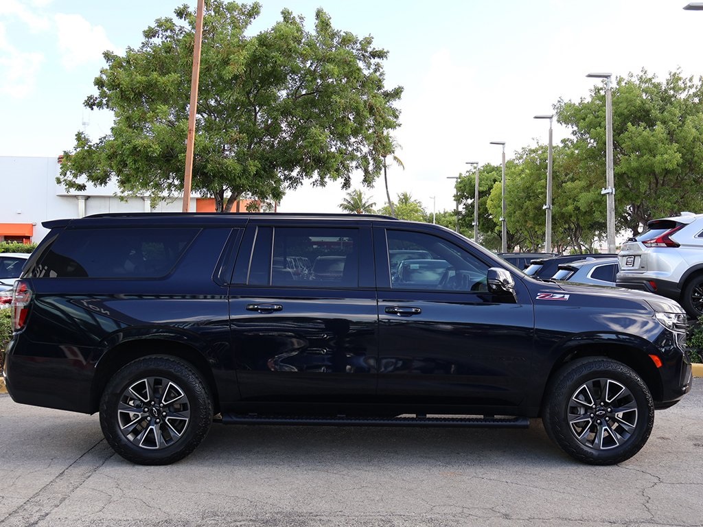 2023 Chevrolet Suburban Z71 photo 19