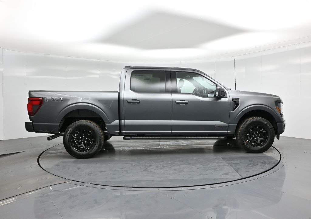 2025 Ford F-150 XLT photo 22