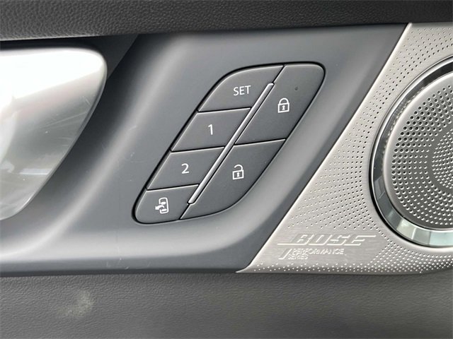 2026 Buick Enclave Avenir photo 17