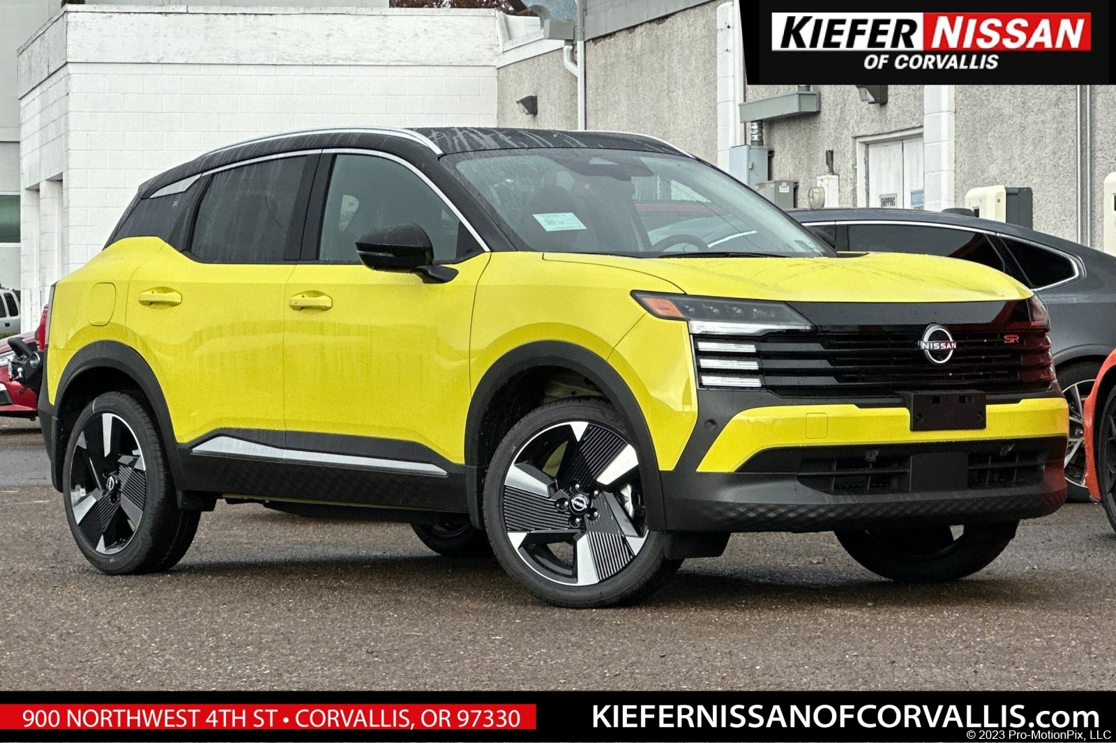 2026 Nissan KICKS SR AWD's photo