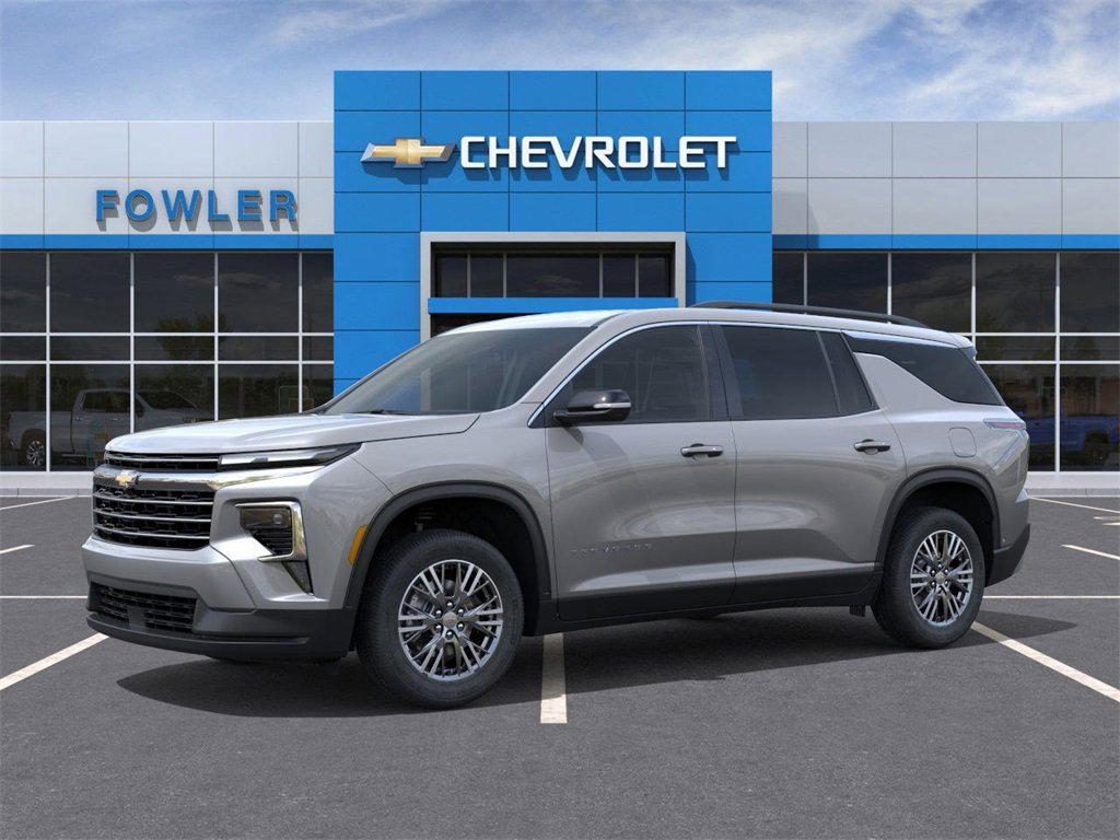 2026 Chevrolet Traverse photo 2