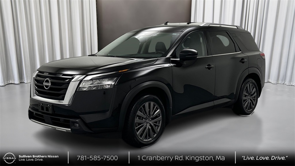 Certified Used 2022 Black Nissan SL image 1