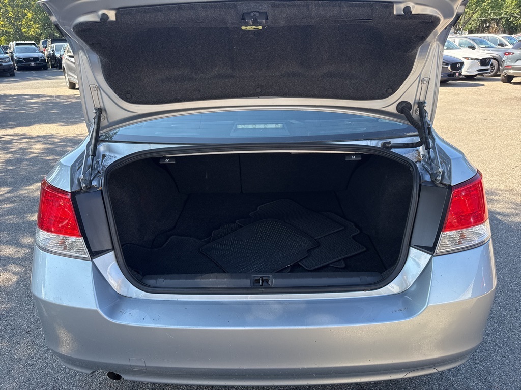 2014 Subaru Legacy 2.5i photo 25