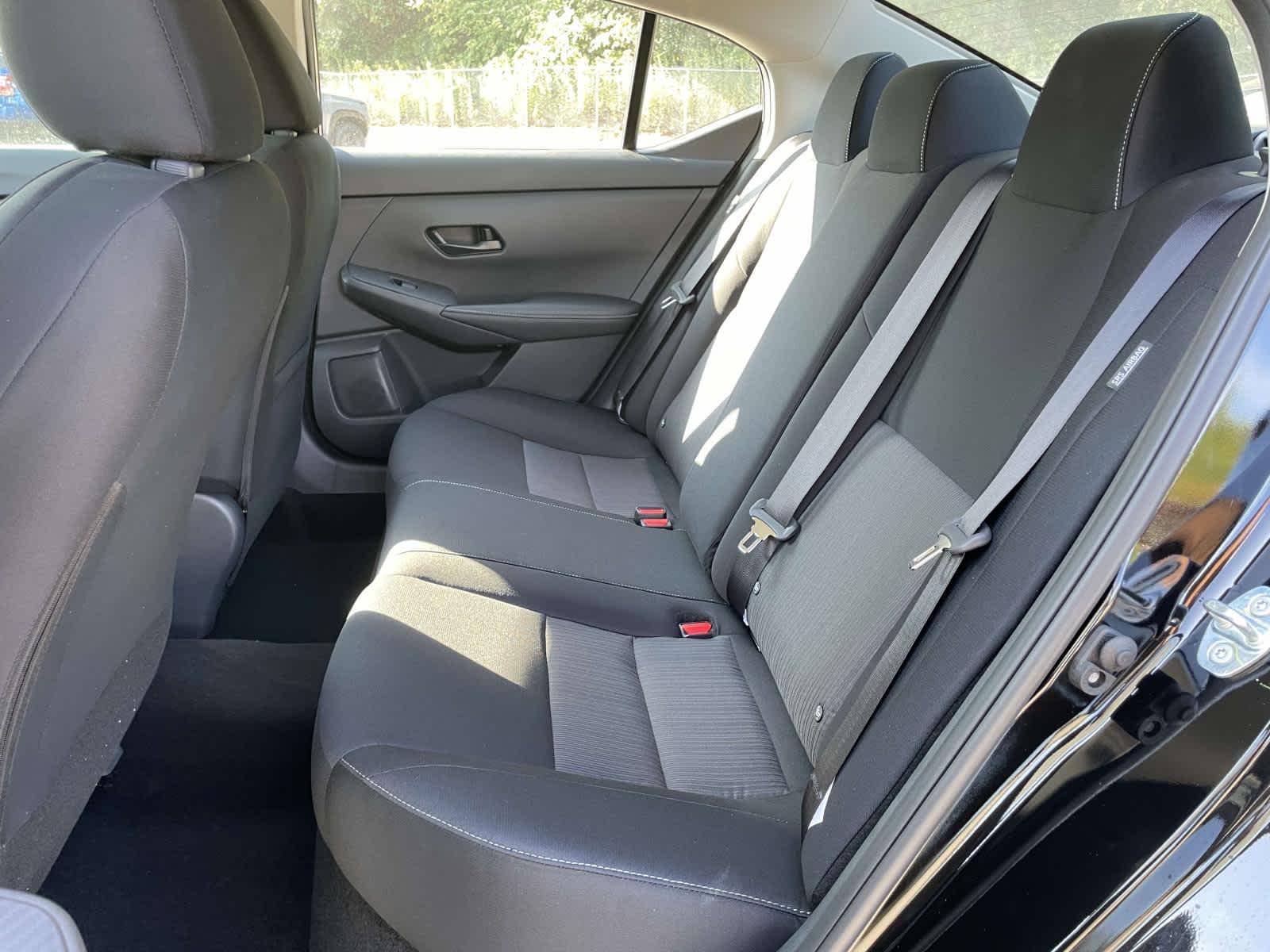 2025 Nissan Sentra SV photo 12