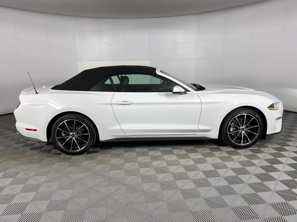 2022 Ford Mustang EcoBoost Premium photo 21
