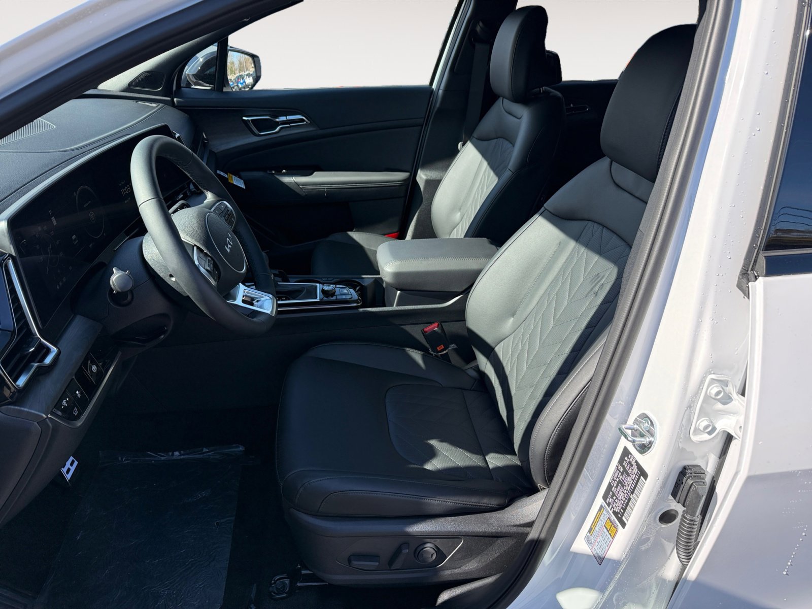 2025 Kia Sportage X-Pro photo 10