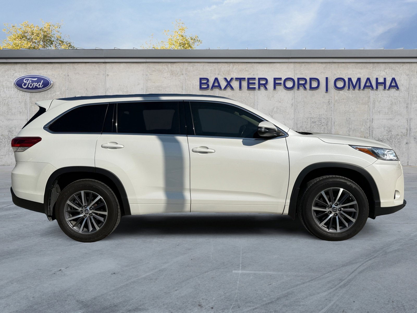 2017 Toyota Highlander XLE photo 12
