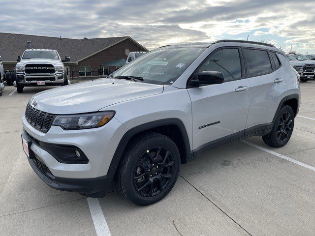 2026 Jeep Compass Altitude's photo