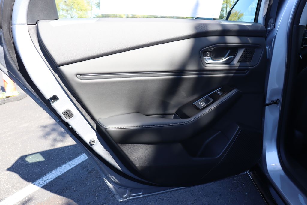 2025 Honda Accord Hybrid Touring photo 11