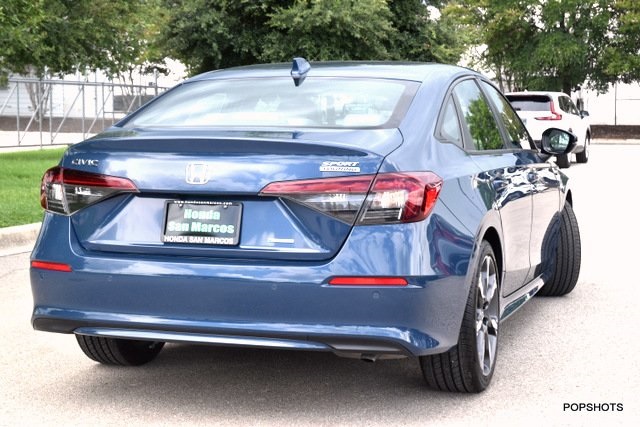 2025 Honda Civic Sport Touring photo 3