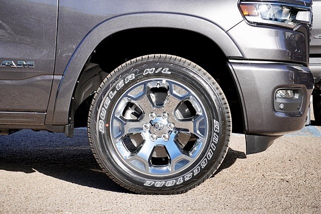 New 2026 Granite Crystal Metallic Clear-Coat Exterior Paint RAM Big Horn/Lone Star image 8