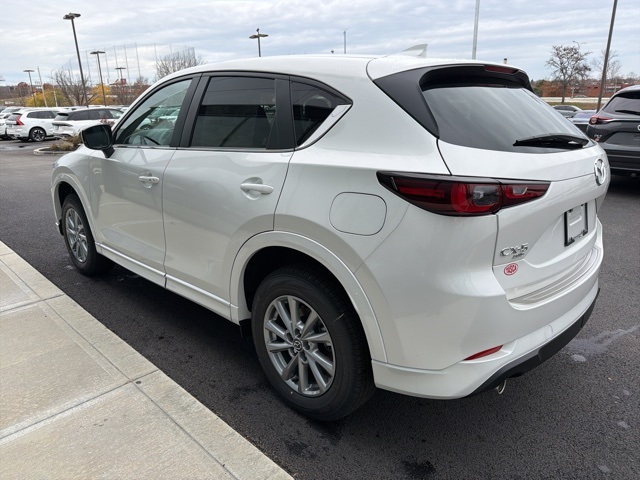 2025 Mazda CX-5 2.5 S Preferred photo 3