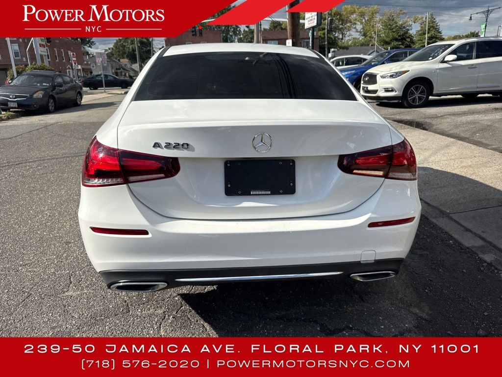 2019 Mercedes Benz A 220 photo 4