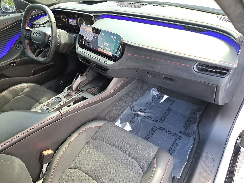 2024 Dodge Charger Daytona R/T Scat Pack photo 9