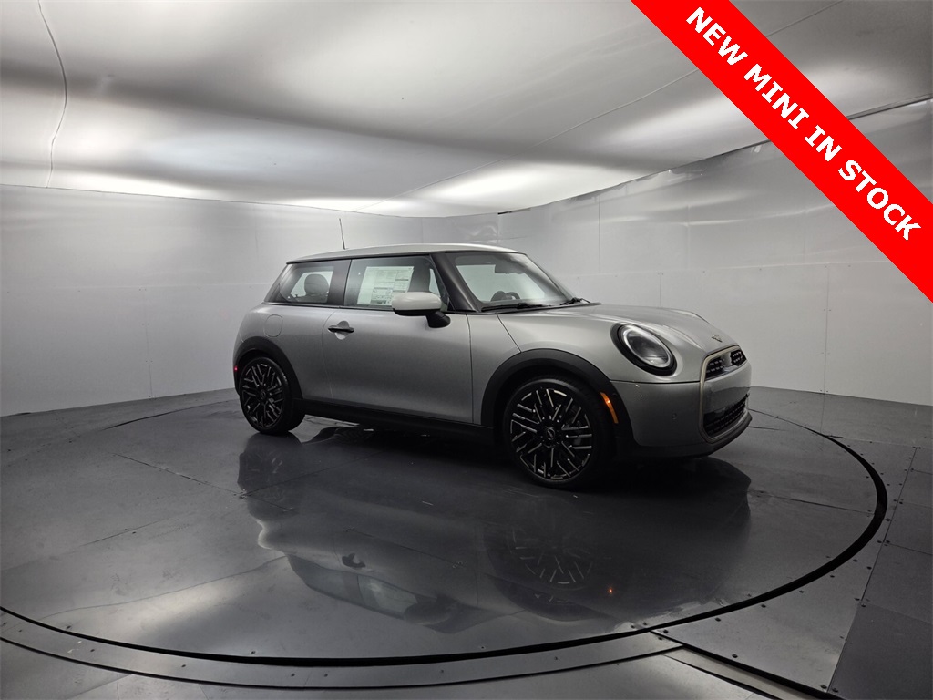 2026 MINI Hardtop 2 Door S's photo