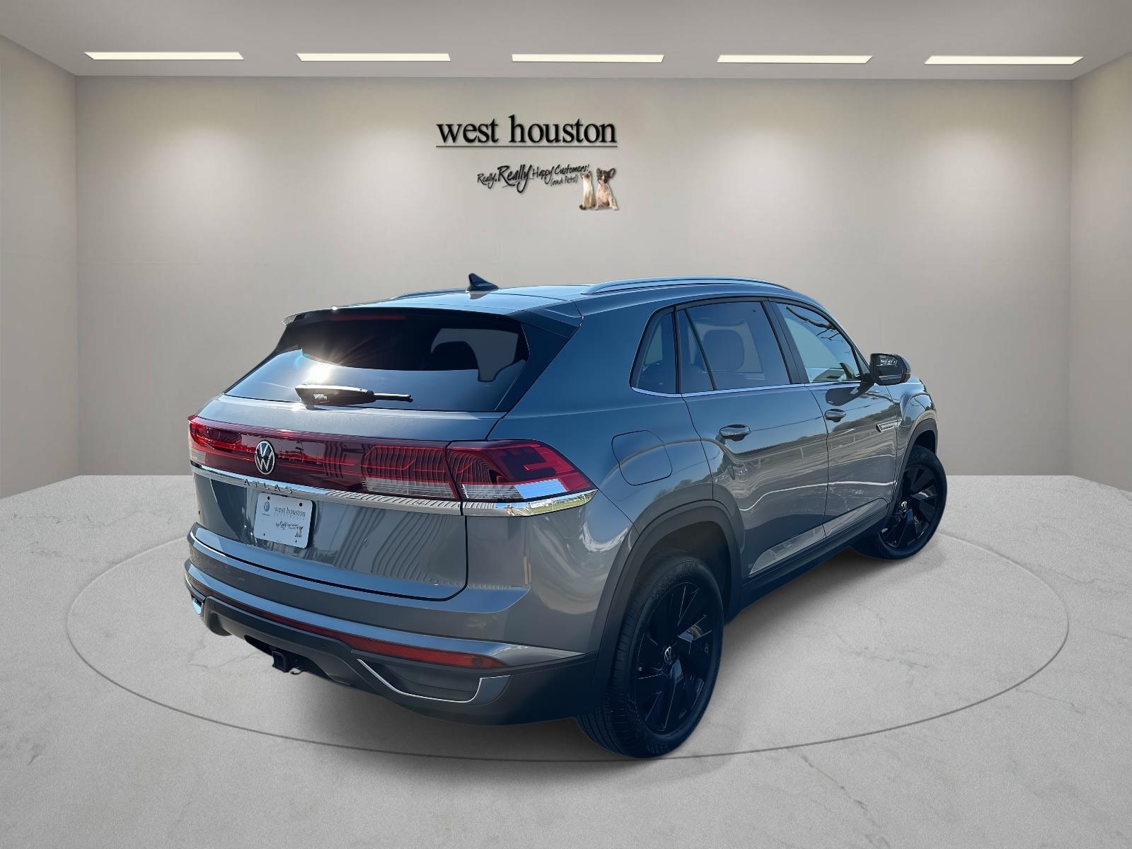 2025 Volkswagen Atlas Cross Sport SE Technology photo 4