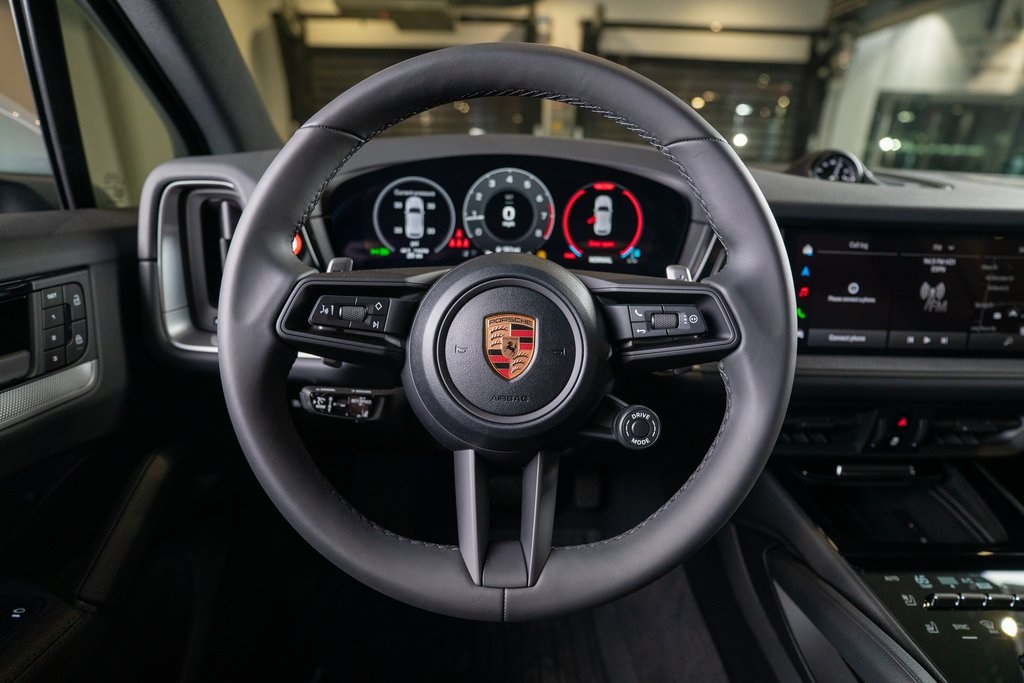 2025 Porsche Cayenne photo 29