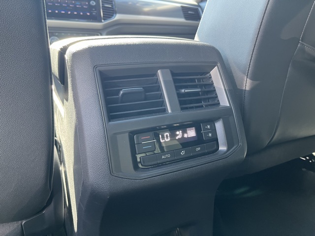 2023 Volkswagen Atlas V6 SEL R-Line photo 54
