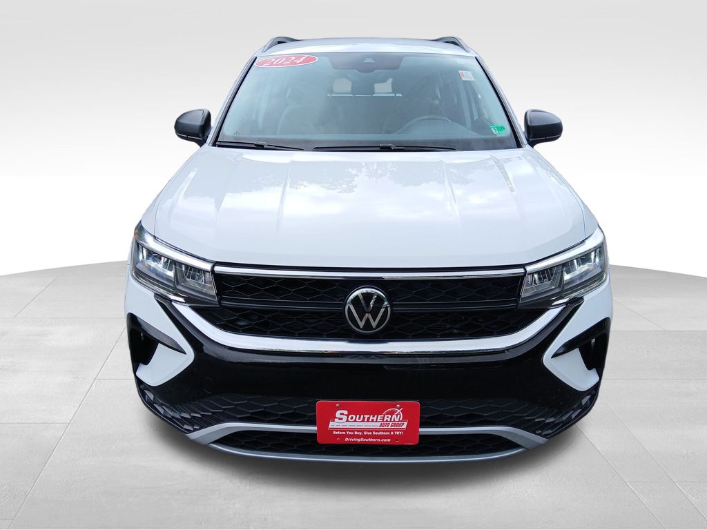 2024 Volkswagen Taos S photo 7