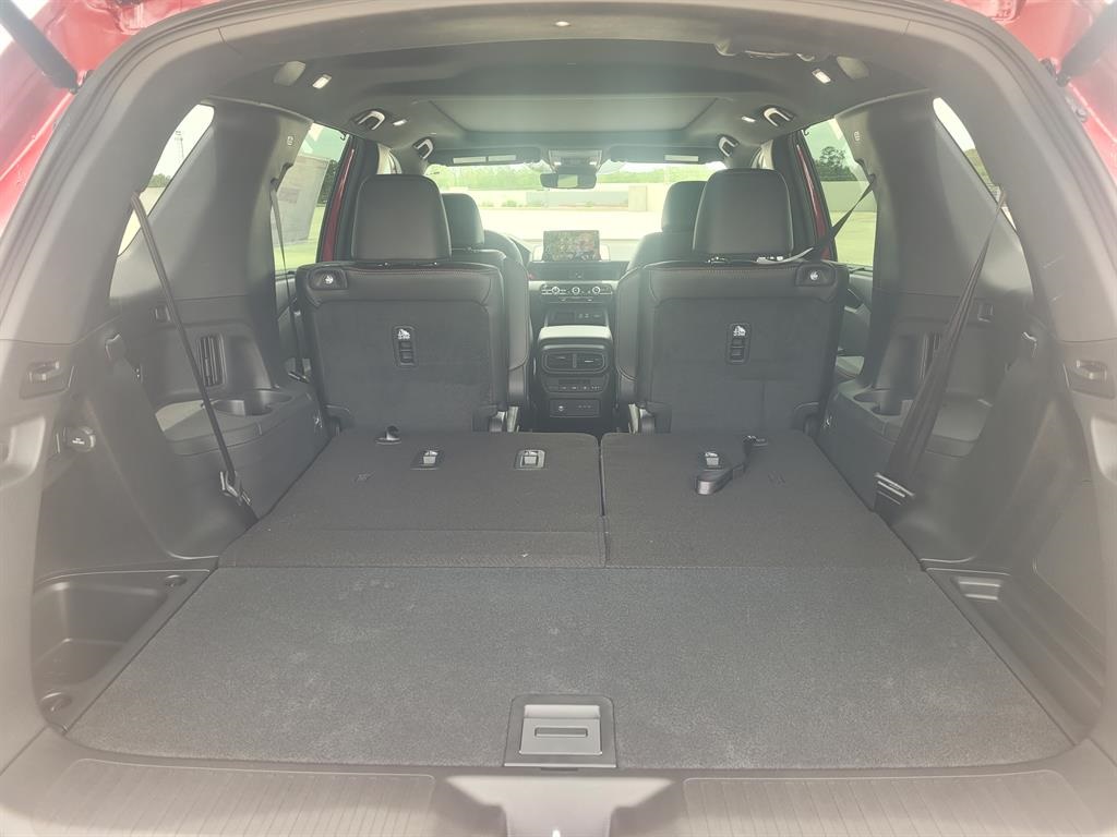 2025 Honda Pilot TrailSport photo 17