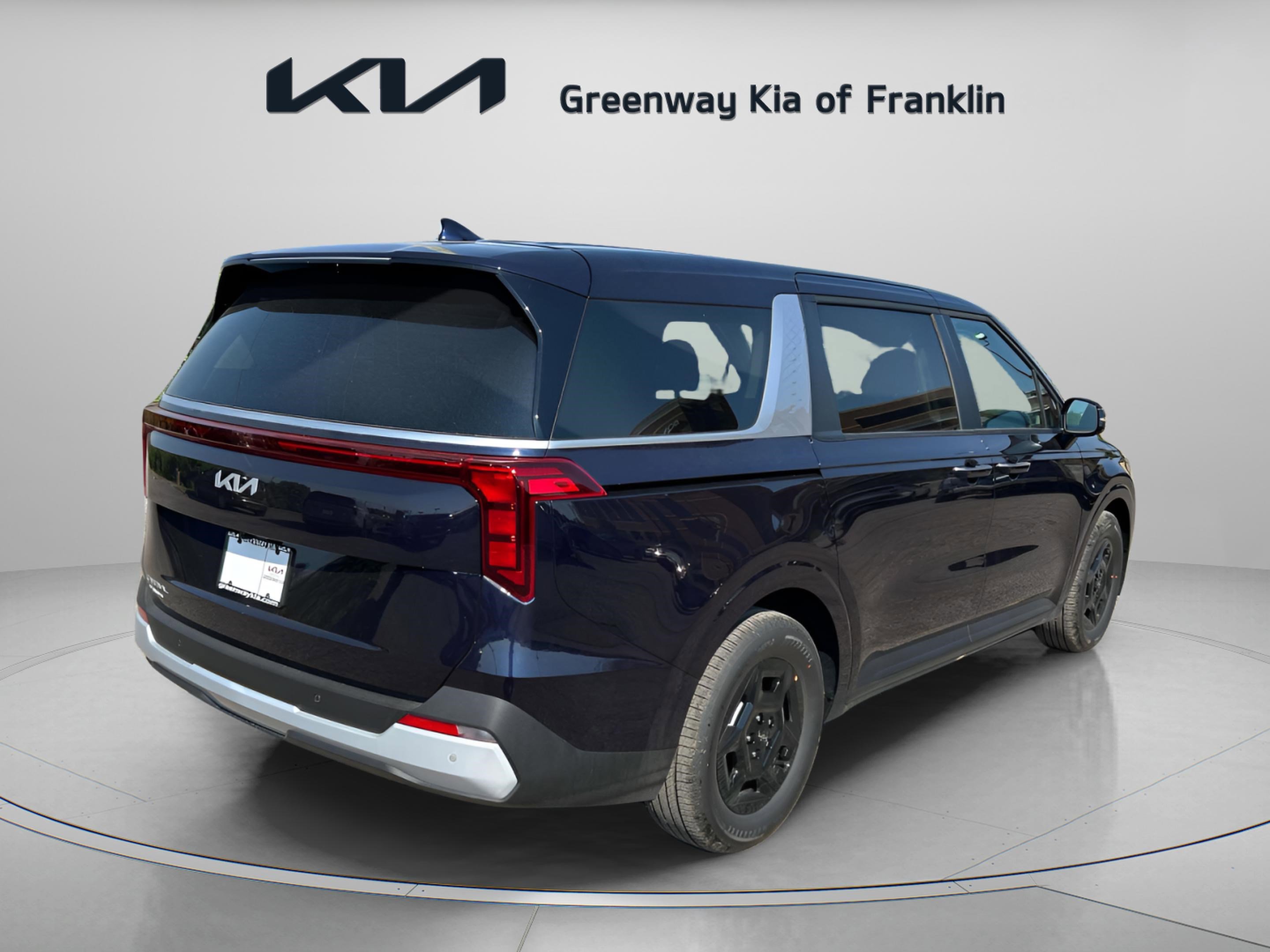 2026 Kia Carnival LX photo 7
