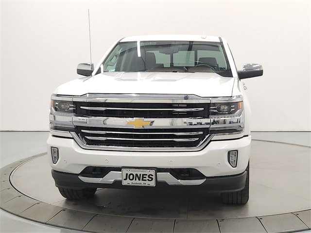 2018 Chevrolet Silverado 1500 High Country photo 2