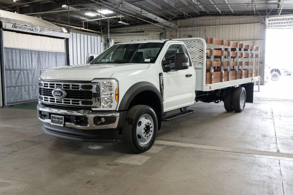 2025 Ford F-550 Chassis XL