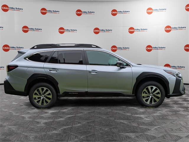 2025 Subaru Outback Premium photo 4