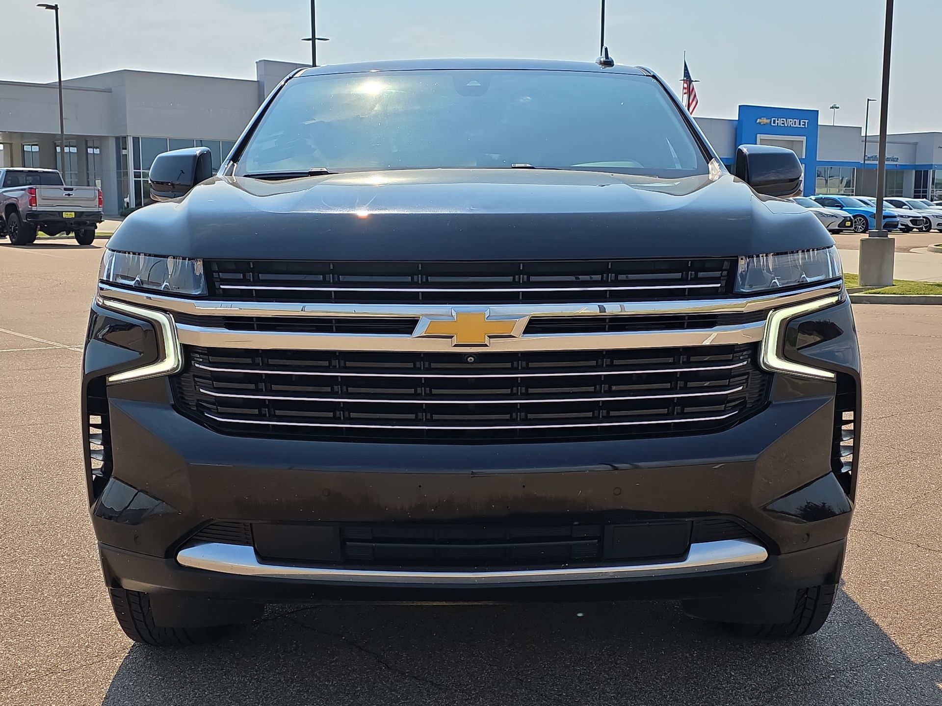 2021 Chevrolet Tahoe LT photo 2