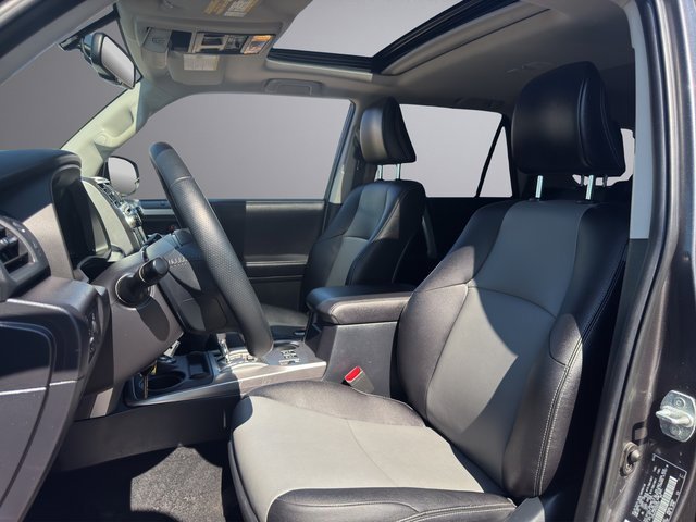 2016 Toyota 4Runner Limited photo 12
