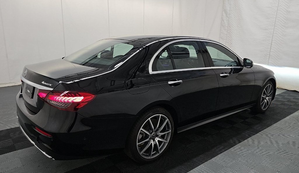 2023 Mercedes Benz E 450 4MATIC photo 2