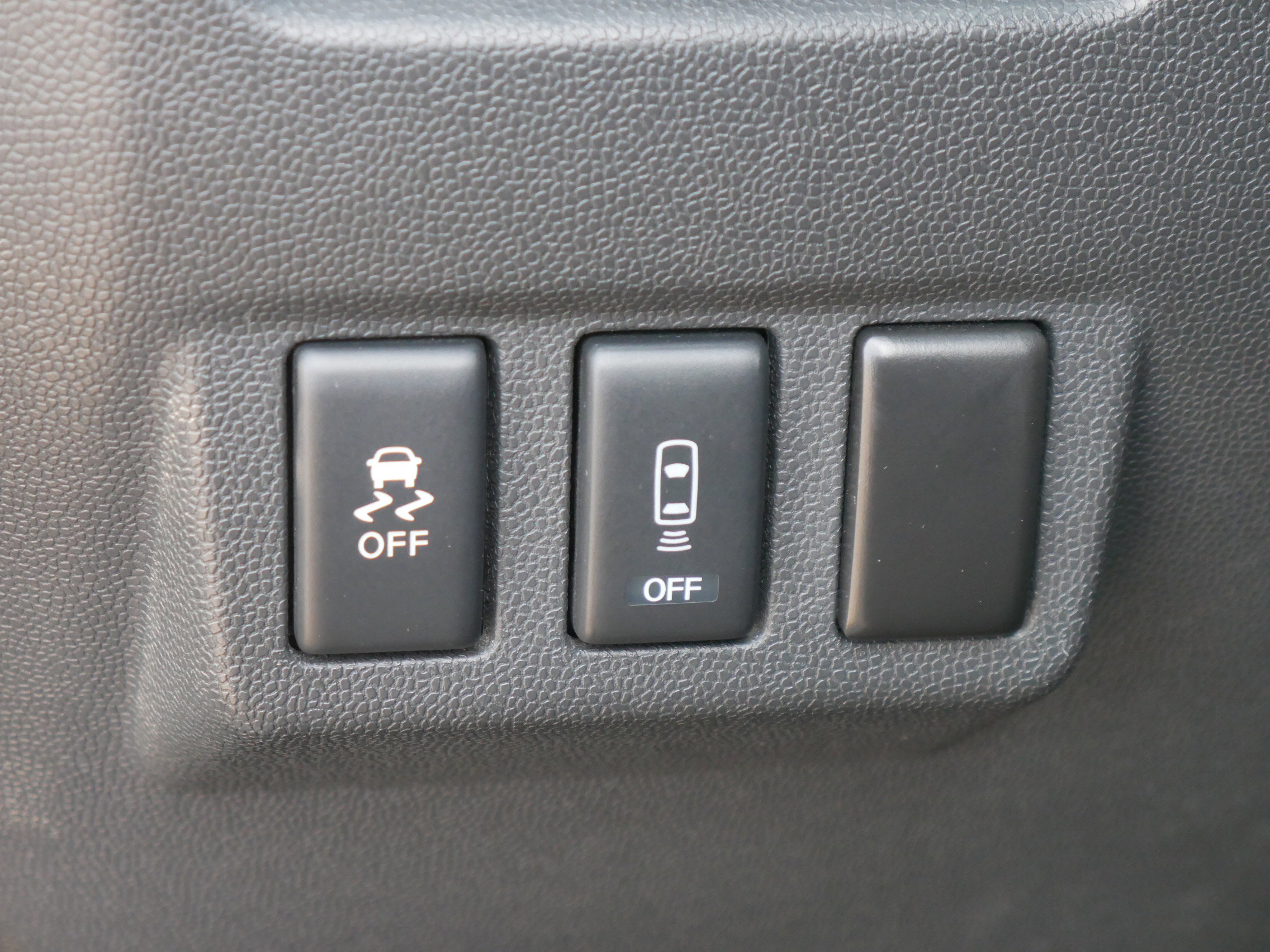 2013 Nissan Titan PRO-4X photo 4