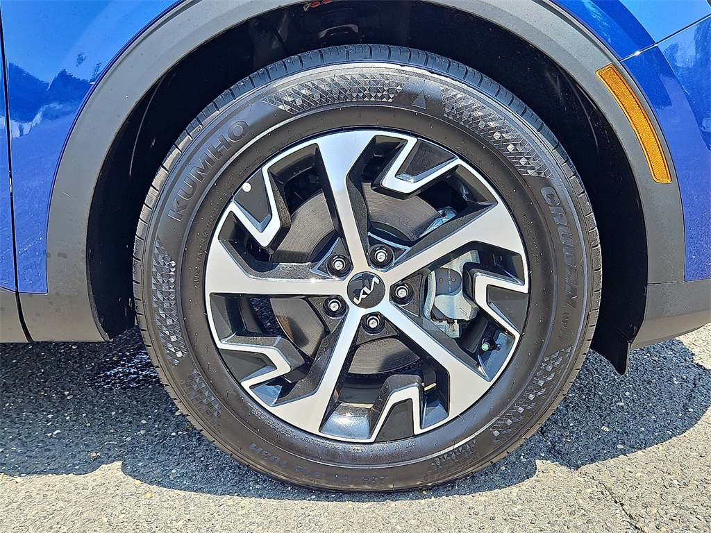 2025 Kia Sportage EX photo 9