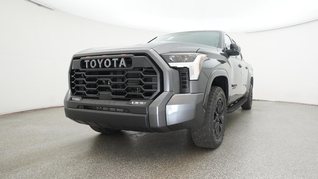 2026 Toyota Tundra SR5 CrewMax photo 4