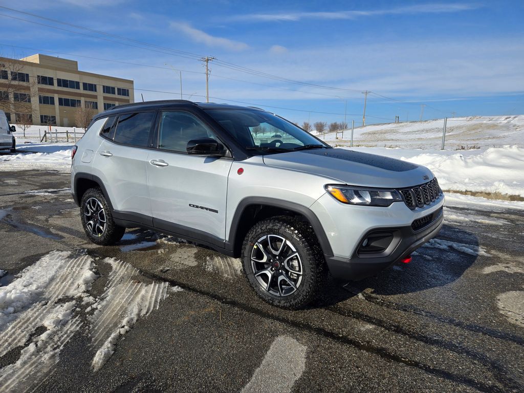 2026 Jeep Compass Trailhawk's photo