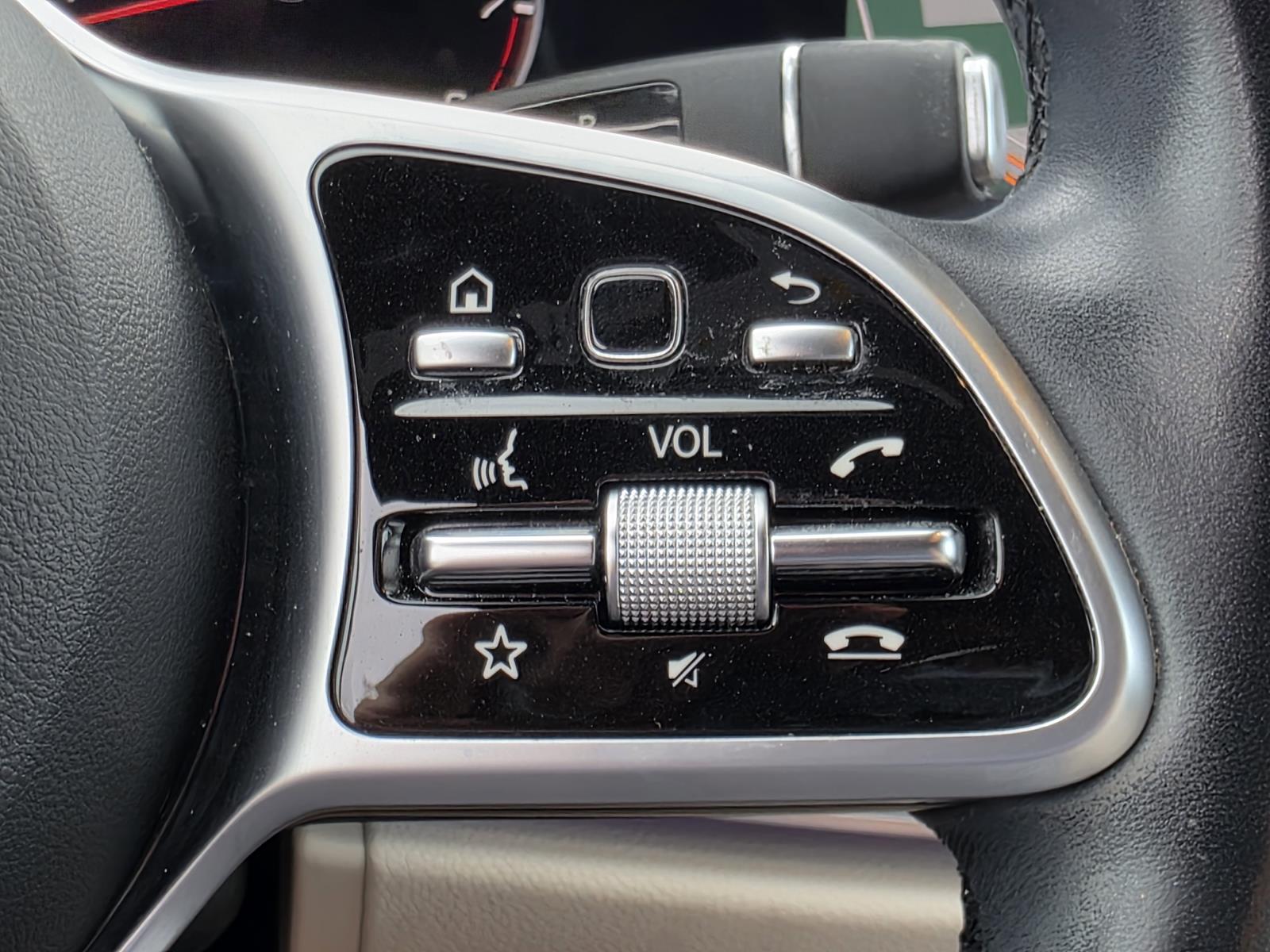 2020 Mercedes Benz E 450 4MATIC photo 28