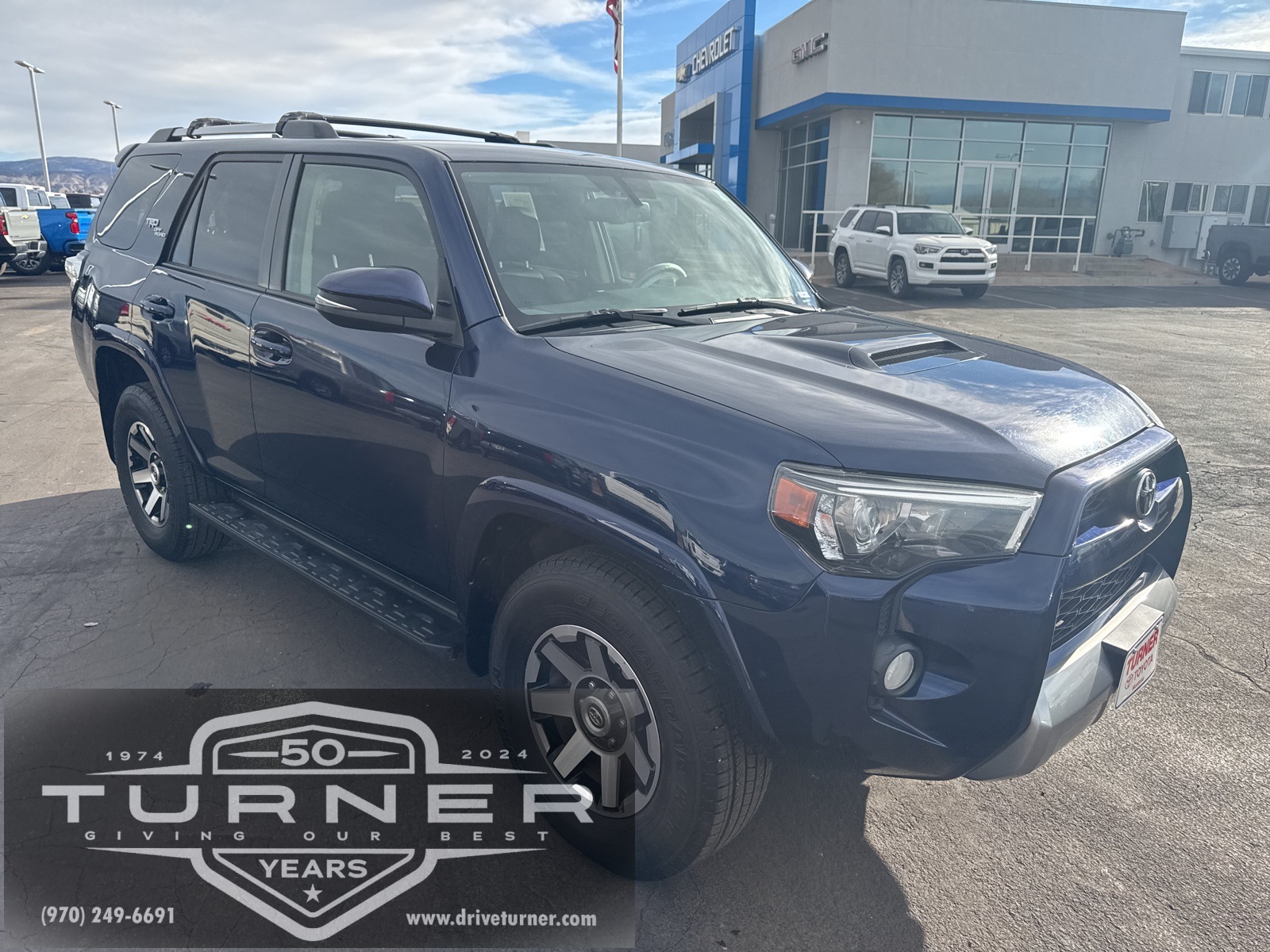 2018 Toyota 4Runner Off-Road Premium's photo