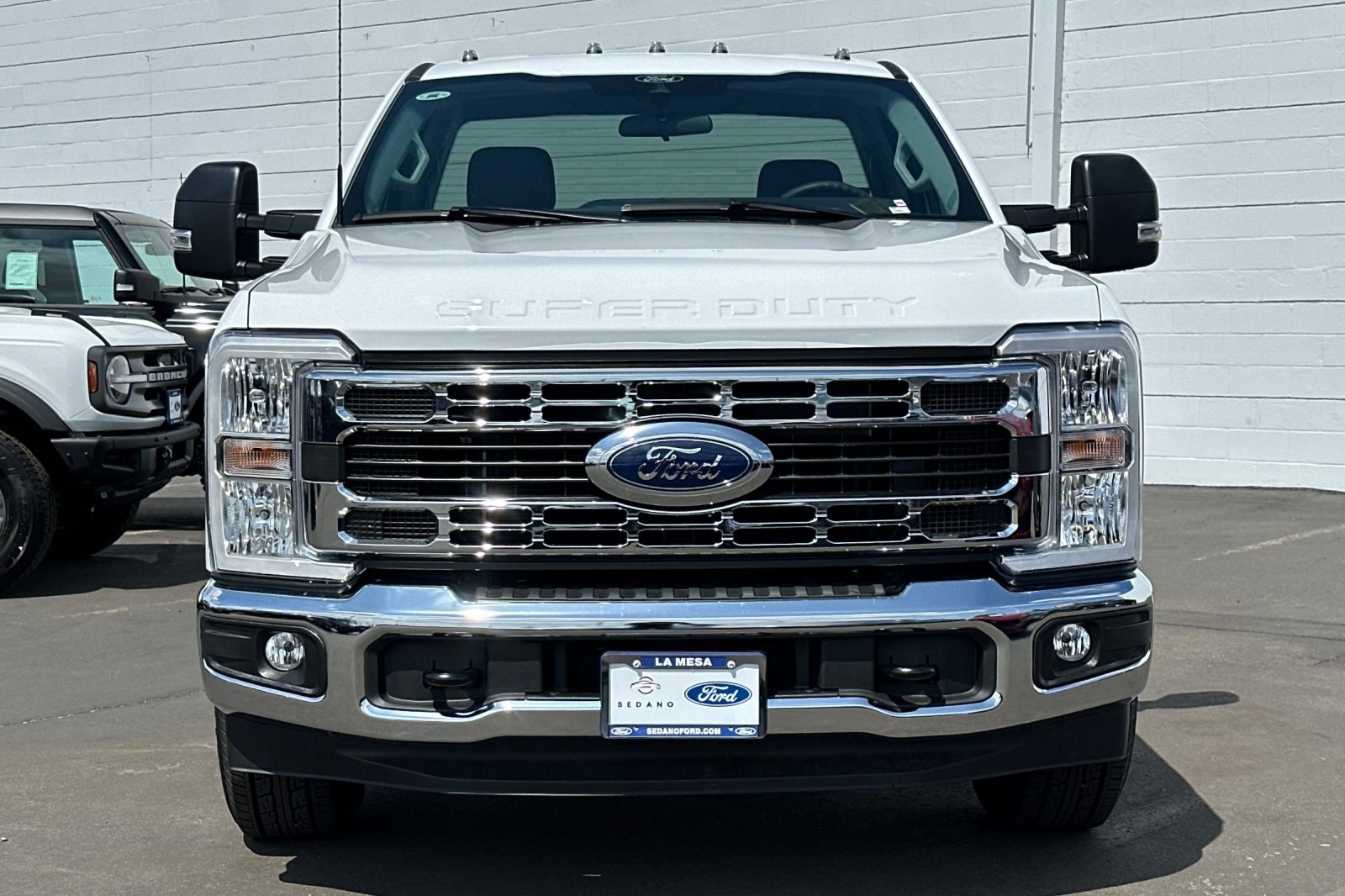 2024 Ford F-350 XLT photo 4