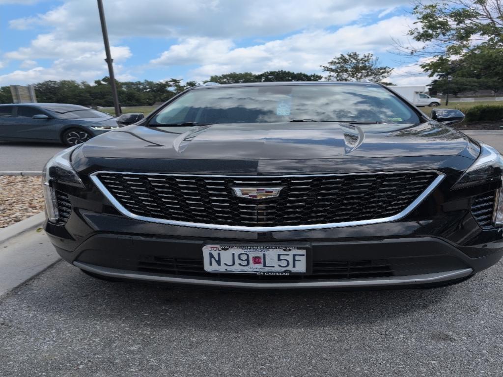 2019 Cadillac XT4 Premium Luxury photo 4