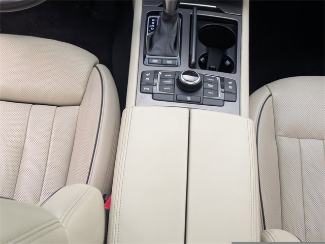 2015 Hyundai Genesis 5.0 photo 16