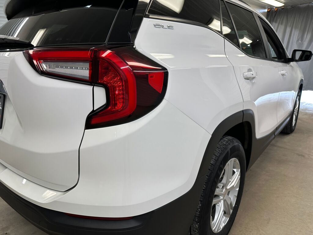 2023 Gmc Terrain SLE photo 8