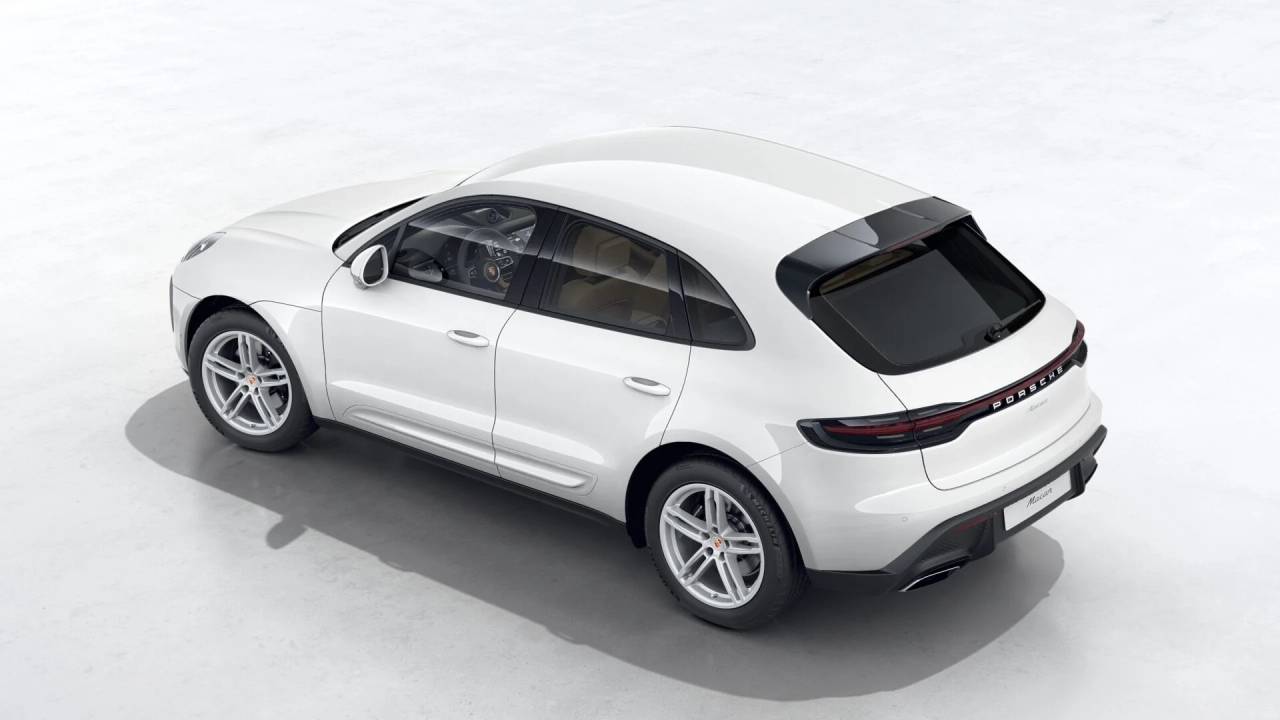 2026 Porsche Macan T photo 4