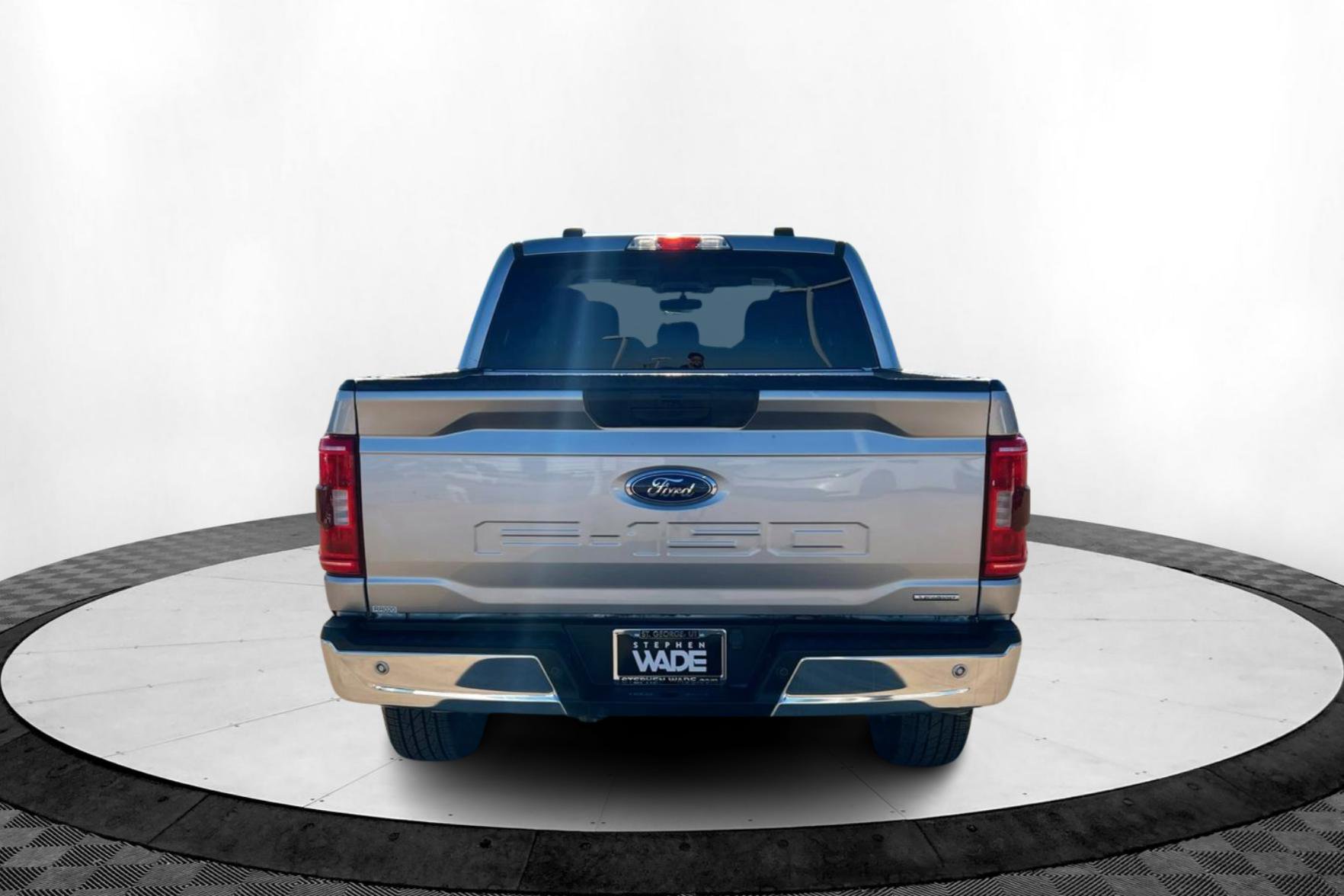 2023 Ford F-150 XLT photo 4